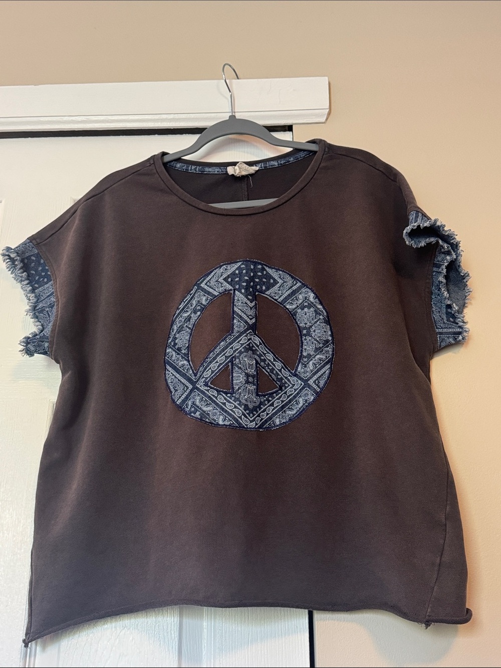Umgee Short Sleeve Tee with Denim Peace Sign